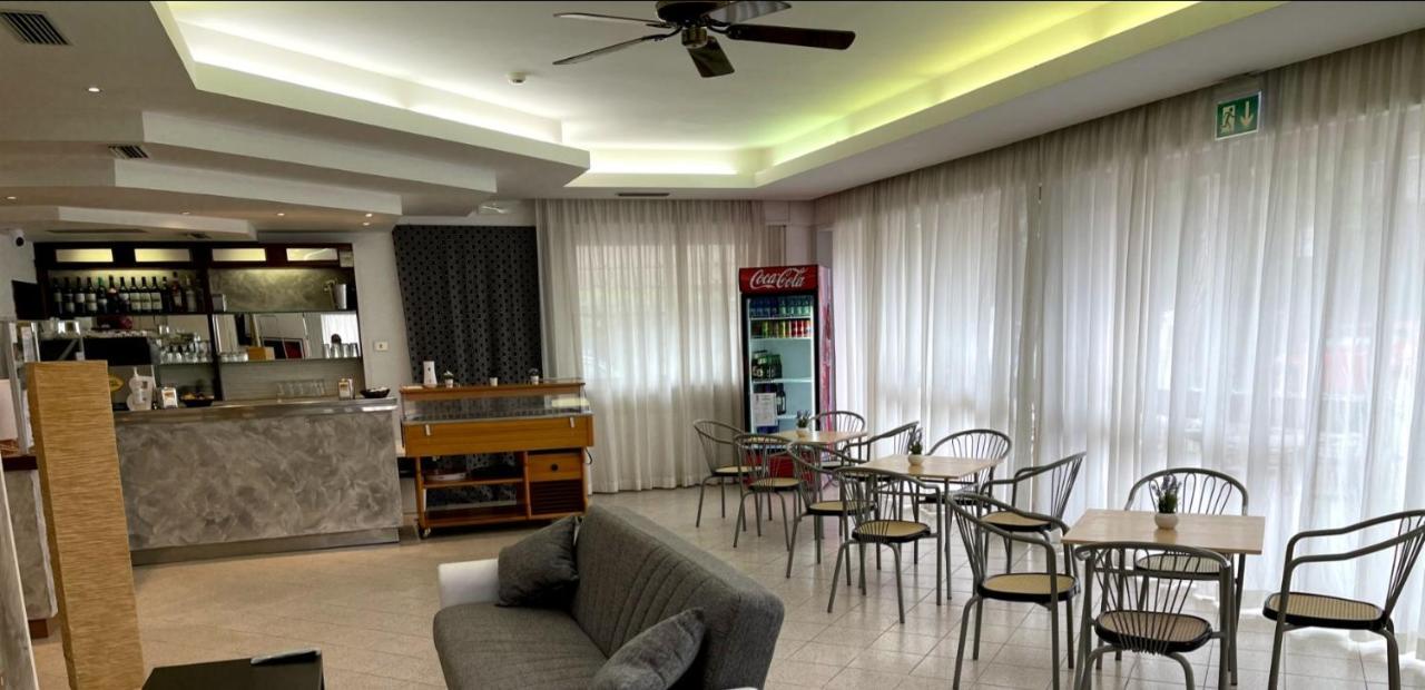 Hotel Franca Misano Adriatico Exteriér fotografie