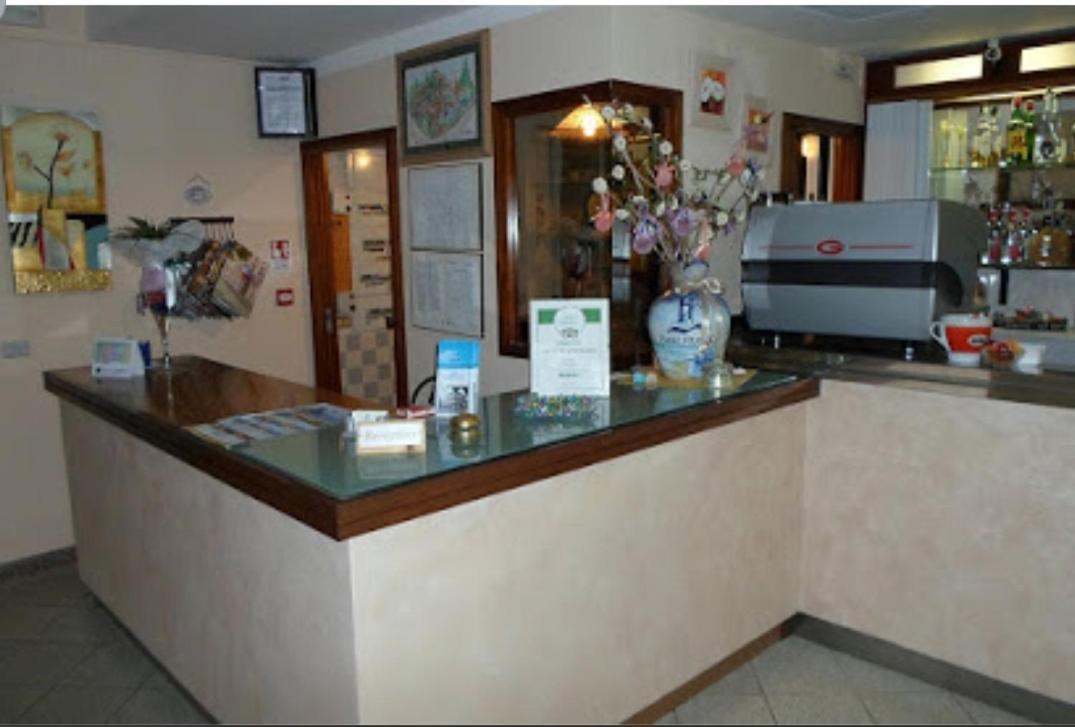 Hotel Franca Misano Adriatico Exteriér fotografie